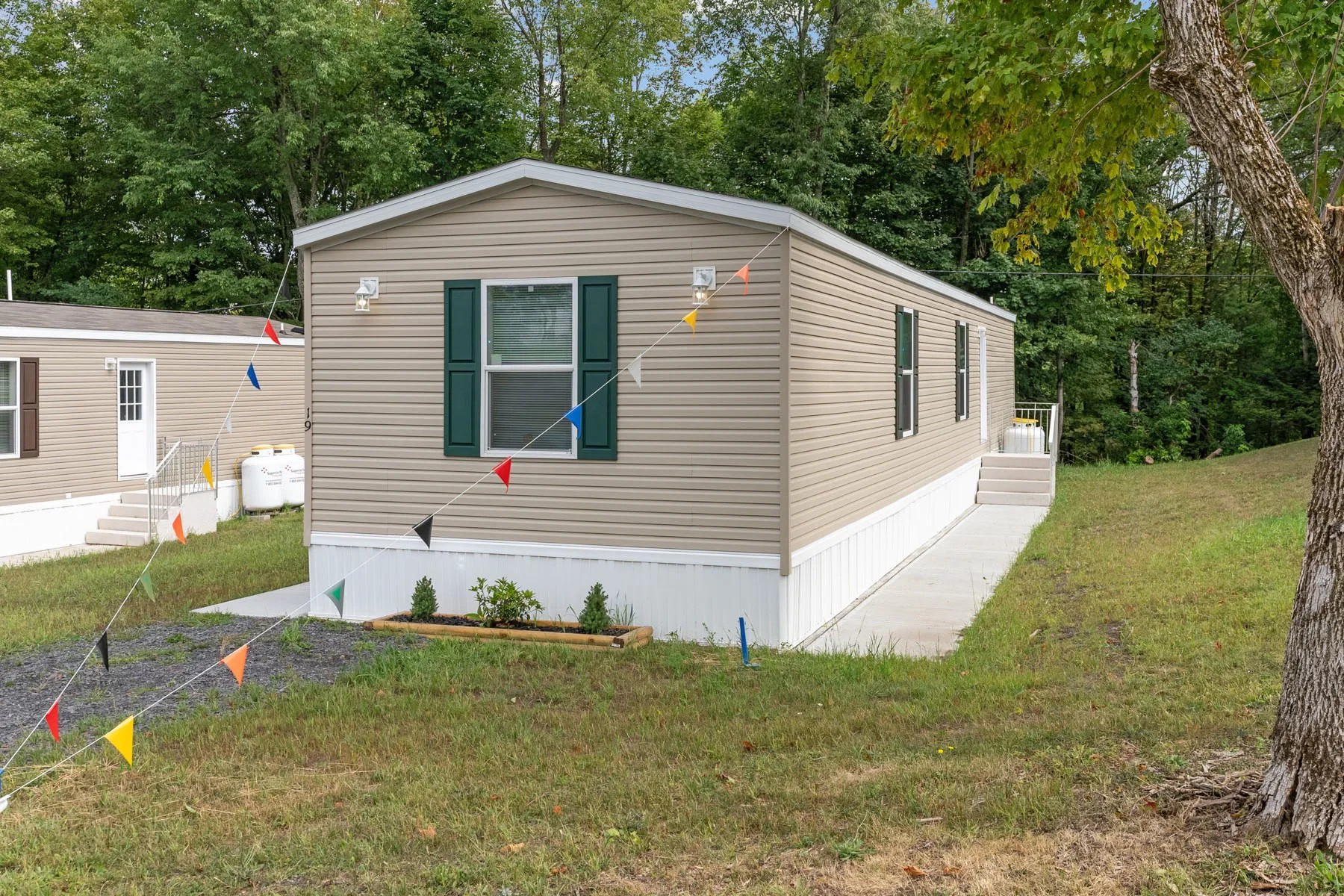 Skyline Lake Manor Series - Achiever 6902 - Northern Mobile ...